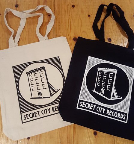Vinyl totes bags hotsell