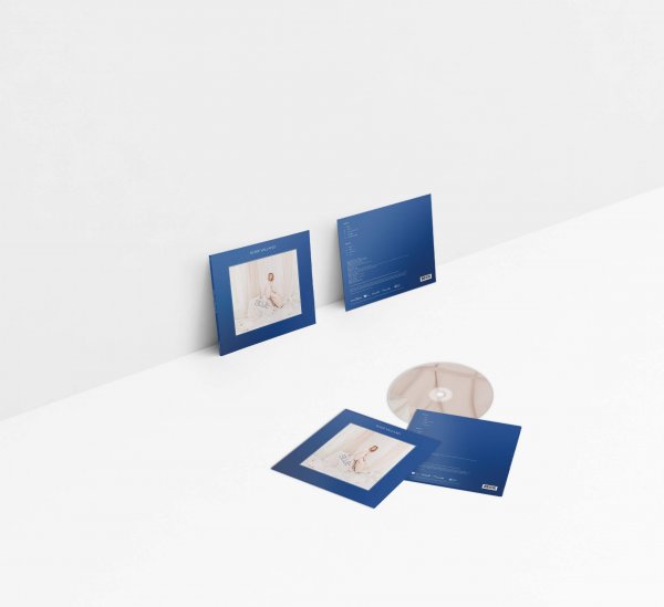 BLUE – Image 4