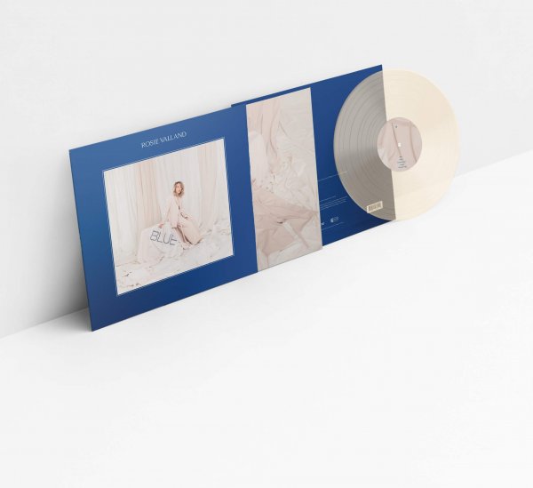 BLUE – Image 3